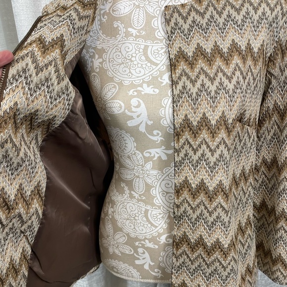 Alfred Dunner Chevron Blazer Jacket Women’s 14 Gold Metallic Accents - Picture 5 of 5